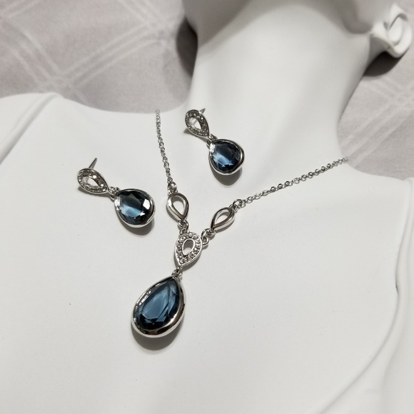 3pc jewelry set with swarovski - Picture 2 of 4